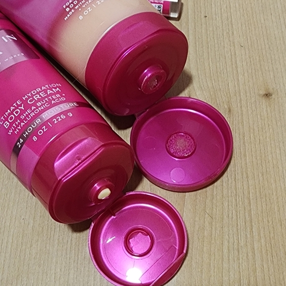 Bath & Body Works Perfect In Pink Set - Picture 3 of 3